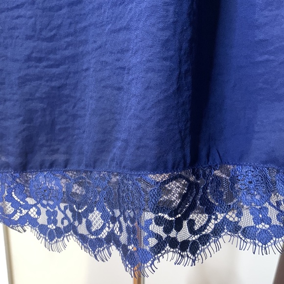 EUC Ana Navy Blue Lace Trim Tank Top, Large - Picture 3 of 7